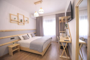 Nidum Harmony, Tirana